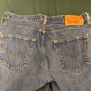 Levi's Classic Blue Jeans with Yellow Stitching